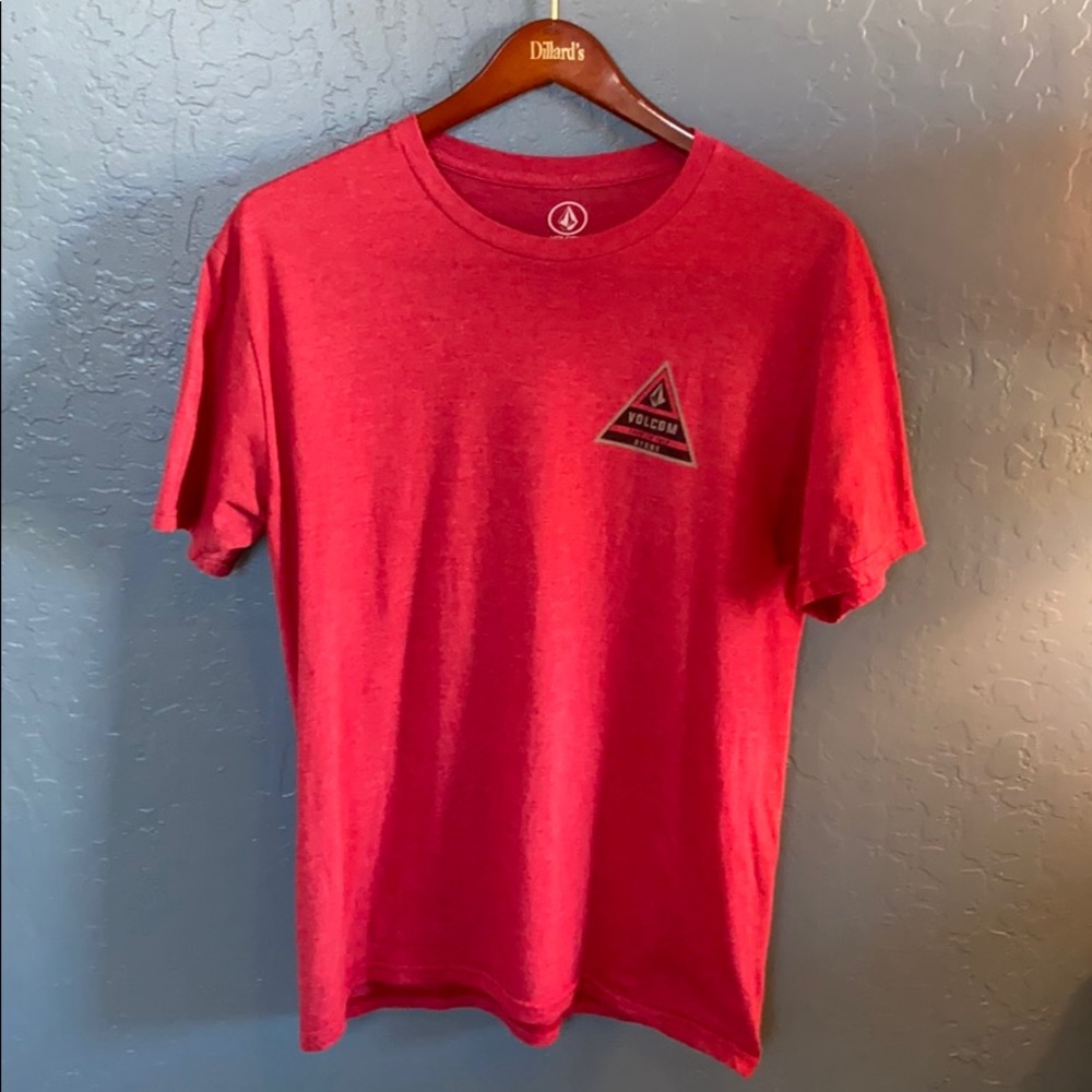 Men’s Red Volcom t-shirt.